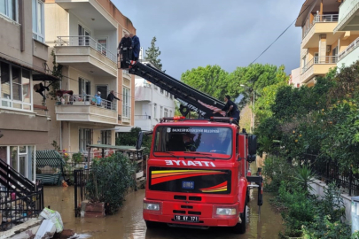 Onlarca apartman sular altında kaldı