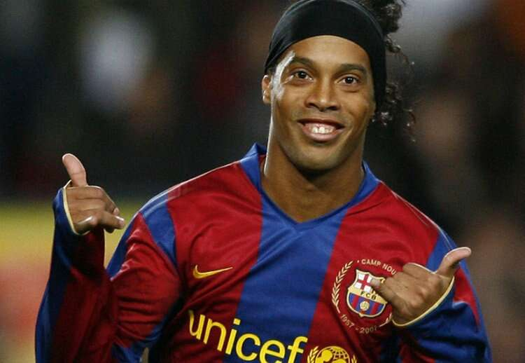 Ronaldinho kimdir, kaç yaşında? Ronaldinho kariyeri boyunca kaç gol attı? -Bursa Hayat Gazetesi -2