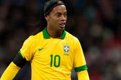 Ronaldinho kimdir, kaç yaşında? Ronaldinho kariyeri boyunca kaç gol attı?