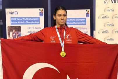 Aysel Önder, dünya rekoru kırdı