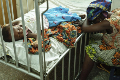 Nijerya'da menenjit salgını nedeniyle 20 öğrenci yaşamını yitirdi