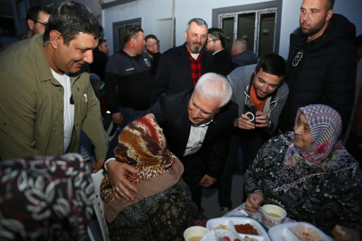 CHP Bursa Büyükşehir Belediye Başkan Adayı Bozbey'e Elmasbahçeler'de yoğun ilgi