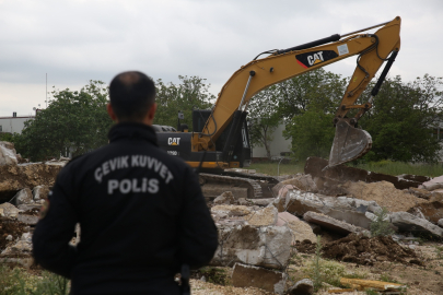 Nilüfer Belediyesi kaçak yapılara taviz vermiyor