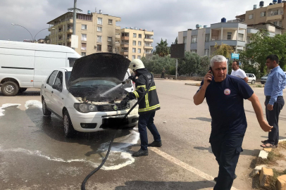 Araç yangını itfaiyenin müdahalesiyle söndürüldü