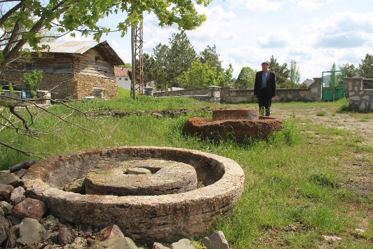 Teknolojiye yenik düştü! Şimdi bahçeleri süslüyor - Bursa Hayat Gazetesi-3