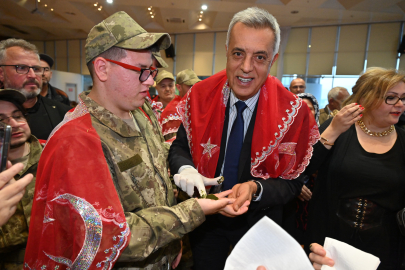 Bursa'da 1 günlüğüne asker oldular