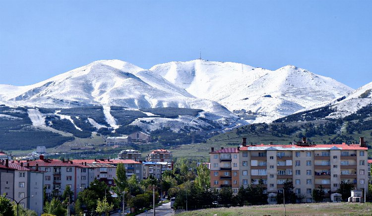 Mayıs ayında beyaza büründü! Mest eden görüntüler - Bursa Hayat Gazetesi-2