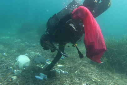 Deniz Dibi Temizliği etkinliği! 2,5 ton çöp çıktı