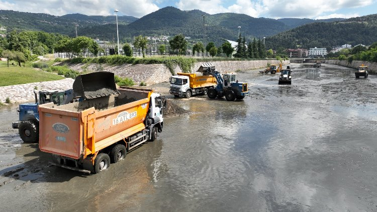 Bursa'da Nilüfer Çayı'nda temizlik çalışmaları başladı - Bursa Hayat Gazetesi-3