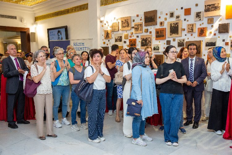 Nazım Hikmet Bursa'da sergi, şiir ve şarkılarla anıldı - Bursa Hayat Gazetesi-2