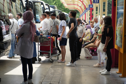 Bursa'da bayram öncesi terminalde yoğunluk başladı