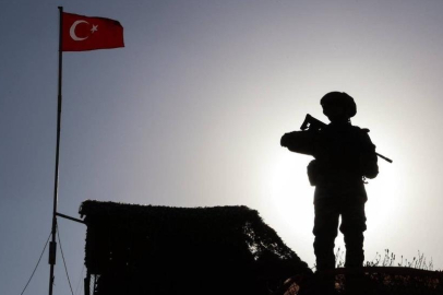 Yunanistan'a geçmeye çalışan terör örgütü mensupları yakalandı