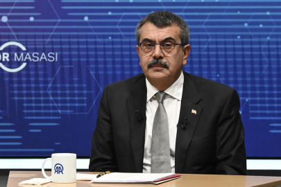 Bakan Tekin'den okullarda devamsızlıkla ilgili açıklama