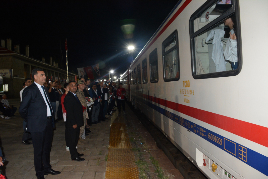 Tren turizminin yeni rotası! İlk seferini yaptı - Bursa Hayat Gazetesi-4