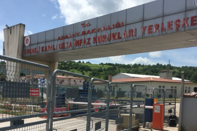 Kocaeli'de cezaevinde yangın!