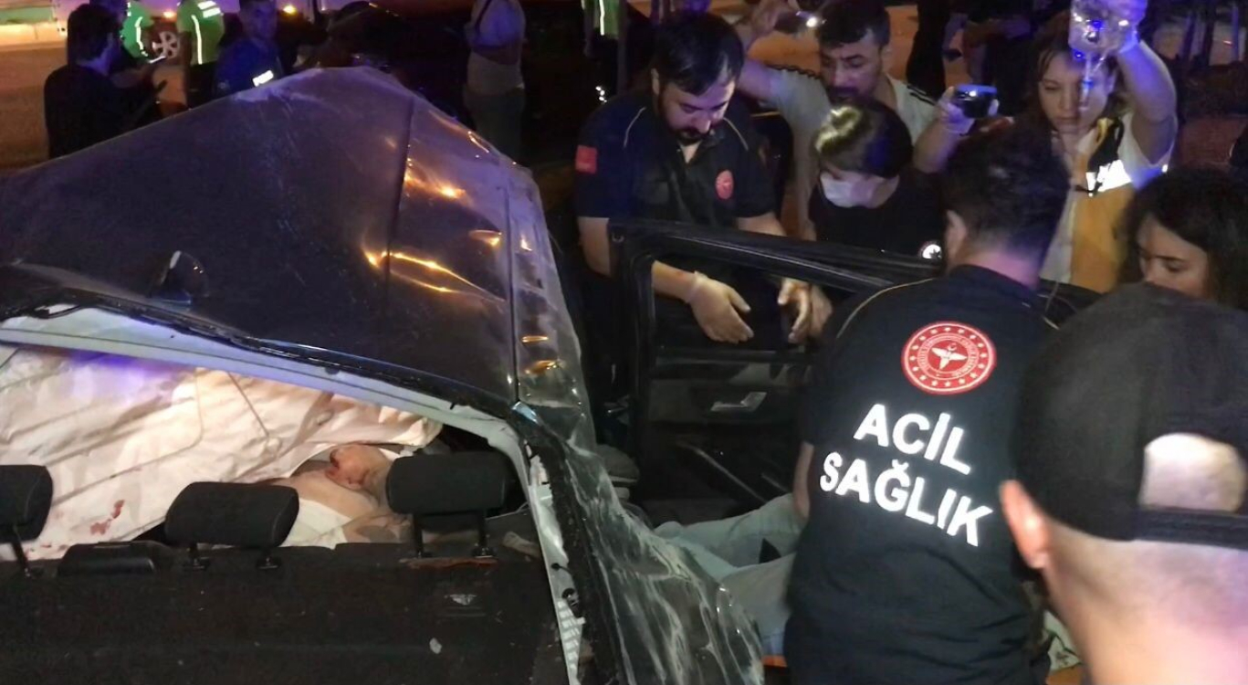 Bursa'da takla atan araçta can pazarı: 1 ölü, 1'i ağır 2 yaralı!-Bursa Hayat Gazetesi-5