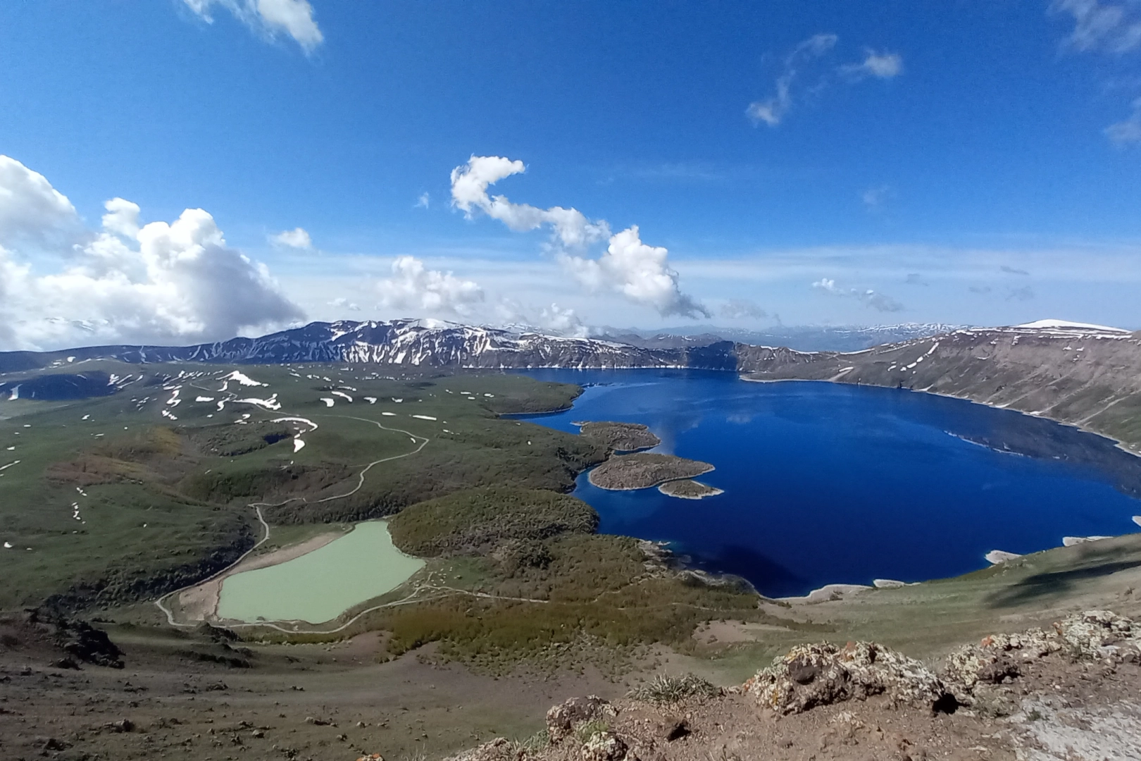 İki mevsim bir arada! Astronotların bile dikkatini çekmeyi başardı