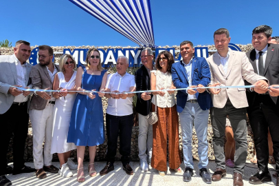 Mudanya Plajı hizmete açıldı