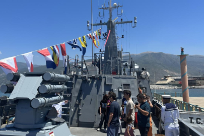 TCG Karataş Gemisi, Hatay'ın İskenderun ilçesine demirledi