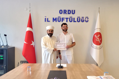 Türkiye'ye turist olarak geldi, Müslüman oldu!