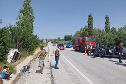 Feci kazada pikap yoldan çıkıp devrildi! 1 ölü, 5 yaralı