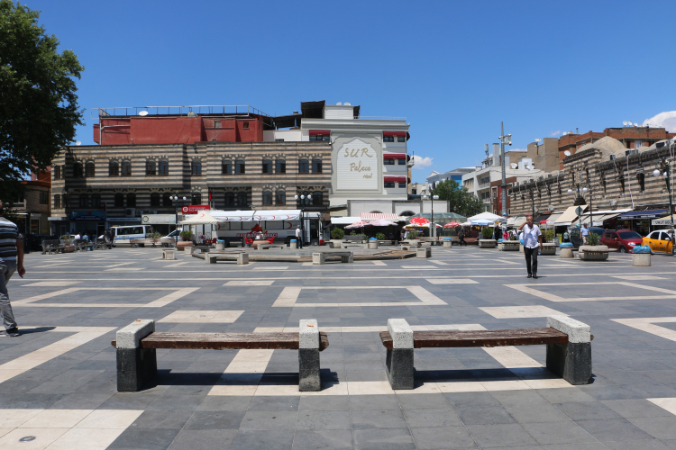 45 derece sıcakta sokaklar sessizliğe büründü - Bursa Hayat Gazetesi-3