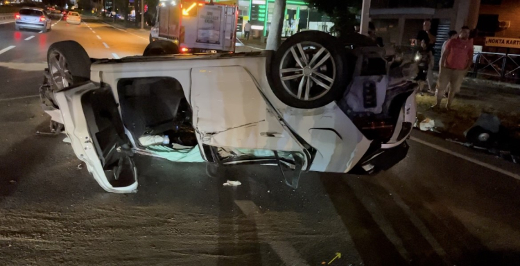 Bursa'da feci kaza! Makas atan otomobil takla attı - Bursa Hayat Gazetesi-4