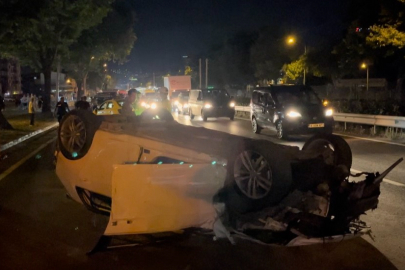 Bursa'da feci kaza! Makas atan otomobil takla attı