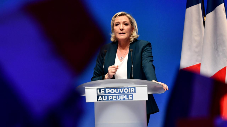 Fransa'nın aşırı sağcı lideri Marine Le Pen kimdir ve kaç yaşında? Le Pen'in siyasi kariyeri ve hayatı - Bursa Hayat Gazetesi-6