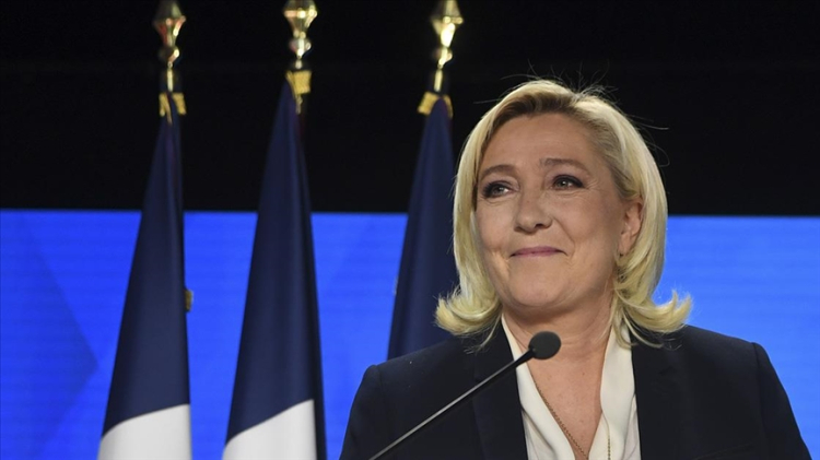 Fransa'nın aşırı sağcı lideri Marine Le Pen kimdir ve kaç yaşında? Le Pen'in siyasi kariyeri ve hayatı - Bursa Hayat Gazetesi-2