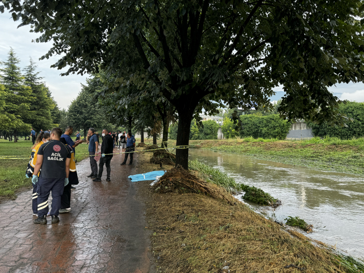 Bursa'da yağmur sularının yükselttiği derede ceset bulundu - Bursa Hayat Gazetesi-2