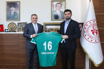 Bursaspor'dan Bakan Osman Aşkın Bak'a ziyaret