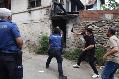 Bursa'da bıçakla polisi yaralamıştı! O kişi hakkında karar verildi