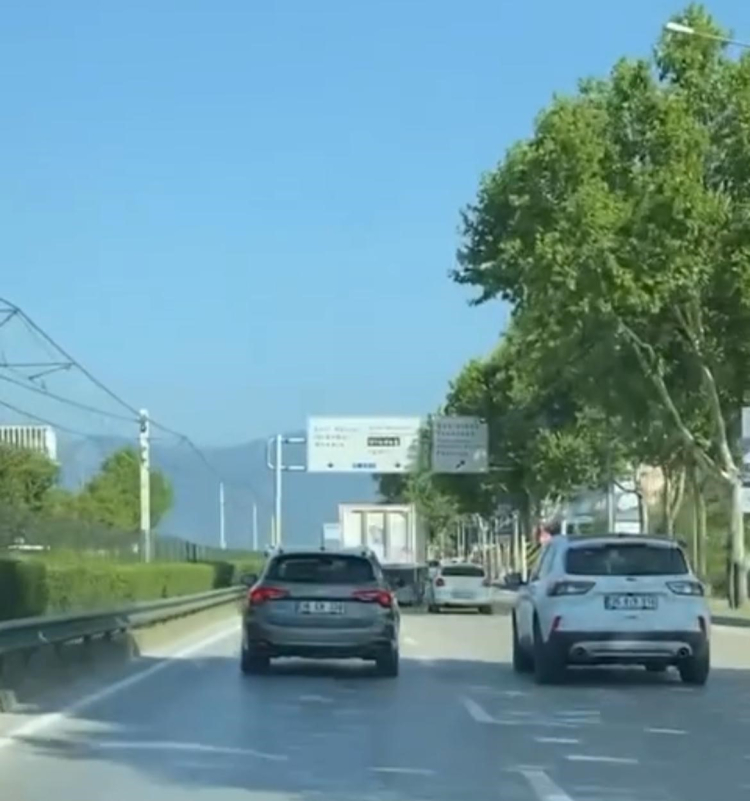 Bursa'da polis harekete geçti! Kamyonla trafikte makas attı - Bursa Hayat Gazetesi-2