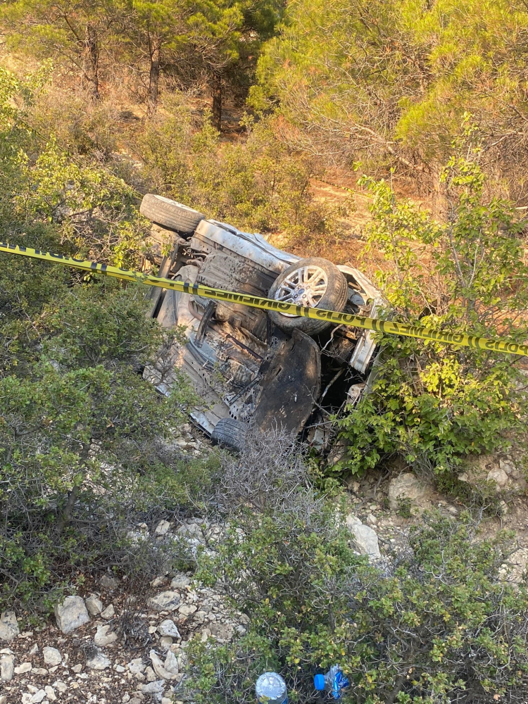 Hafif ticari araç uçurumdan yuvarlandı!-Bursa Hayat Gazetesi-2