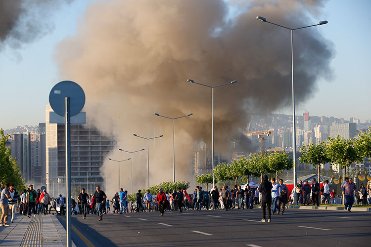 15 Temmuz hain darbe girişiminin üzerinden 8 yıl geçti - Bursa Hayat Gazetesi-7