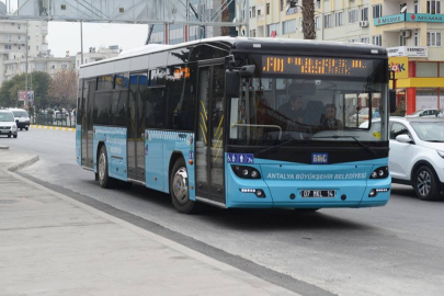 Antalya Büyükşehir Belediyesi 100 otobüs şoförü alacak! İşte başvuru şartları...