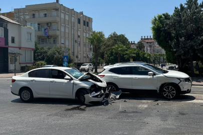 Antalya'da feci kaza: 1 yaralı!