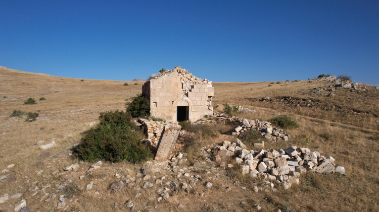 Erzincan'daki 170 yıllık tarihi kilise tanınmaz halde - Bursa Hayat Gazetesi-2