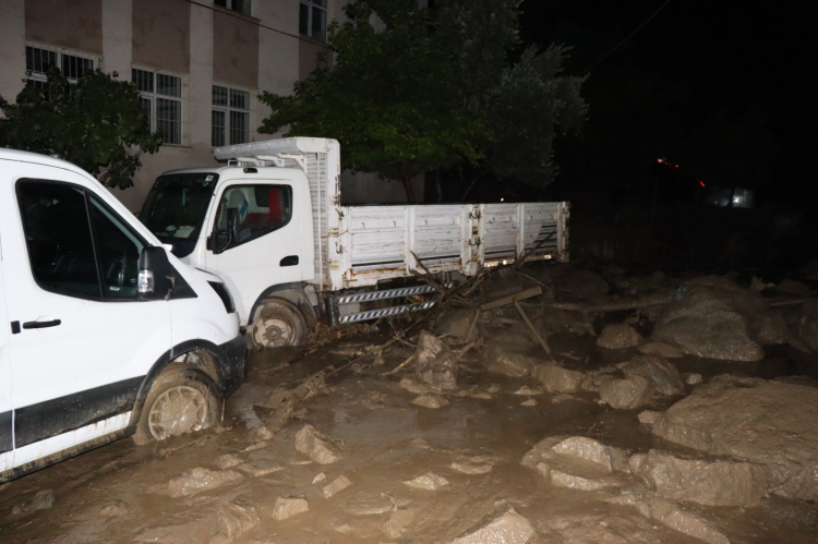 Erzurum'da selin verdiği hasar görüntülendi! Bilançosu ağır oldu - Bursa Hayat Gazetesi-5