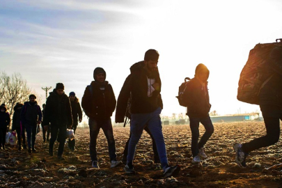 Düzensiz göçün küresel etkileri ve yönetimi