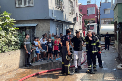 Eşine kızıp evi ateşe verdi!