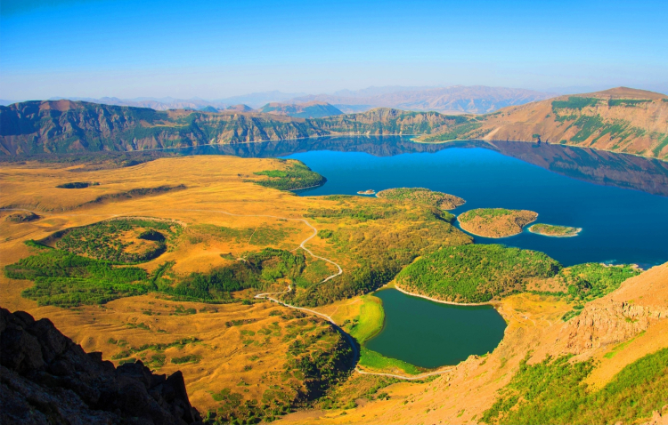 Nemrut Kalderası ve Salda Gölü o listeye aday gösterildi - Bursa Hayat Gazetesi-2