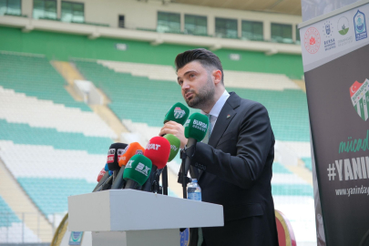 Bursaspor Başkanı Enes Çelik'ten açıklama! 'İzin vermeyeceğiz'