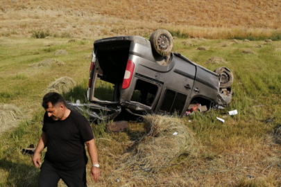 Hakkari'de takla atan araçtaki 2 kişi öldü