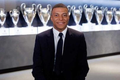 Kylian Mbappé kimdir? Kylian Mbappé hangi takımı satın aldı?