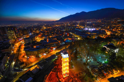 Tophane Meydanı: Bursa'nın kalbindeki tarihi miras