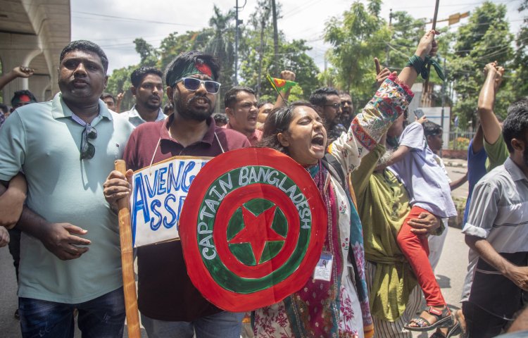 Bangladeş'te süresiz sokağa çıkma yasağı! Ölü sayısı 99'a yükseldi -Bursa Hayat GAzetesi-4