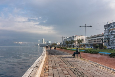 İzmir'de önümüzdeki 5 gün boyunca hava nasıl olacak? İzmir'e yağmur yağacak mı?