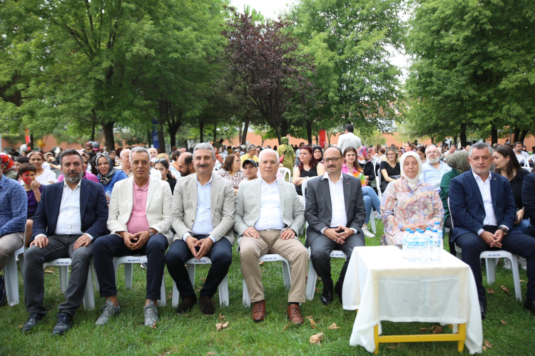 Başkan Bozbey 10. Glutensiz Aşure Etkinliği’ne katıldı! Bursa Hayat Gazetesi -2